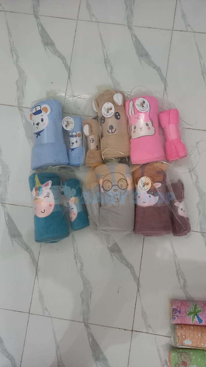Handuk BONEKA TUA / KUPING SET isi 2